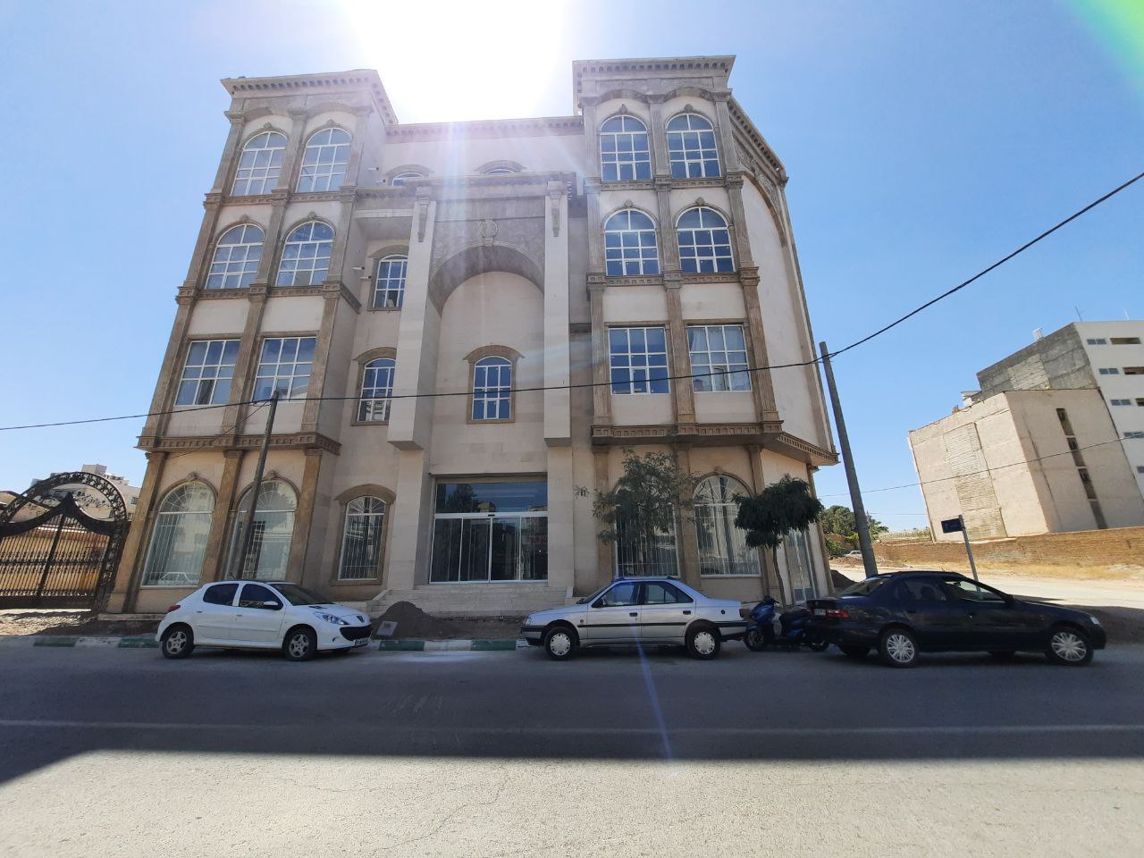 عکس 2 ملک 348