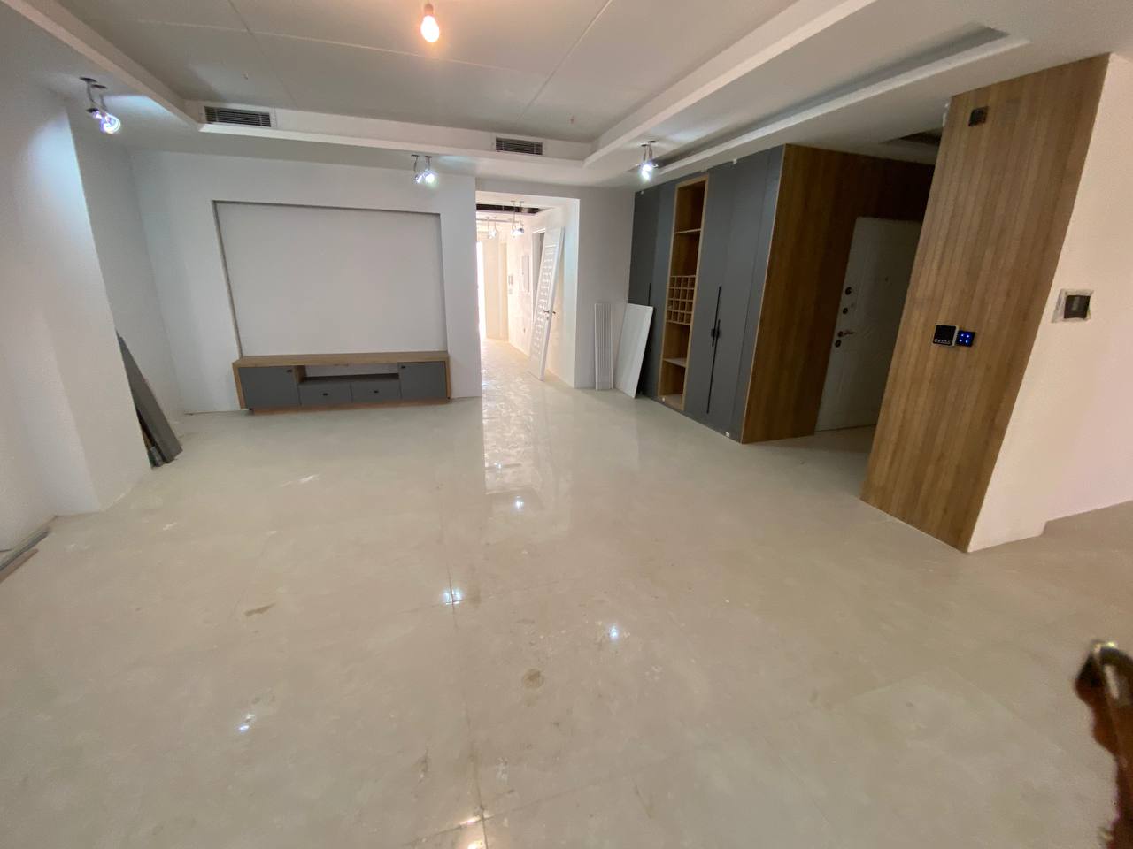 عکس 1 ملک 448