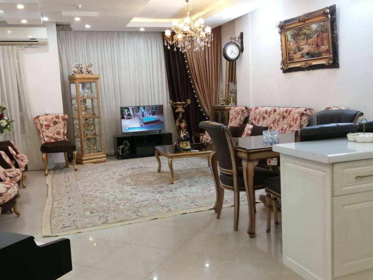 عکس 1 ملک 879