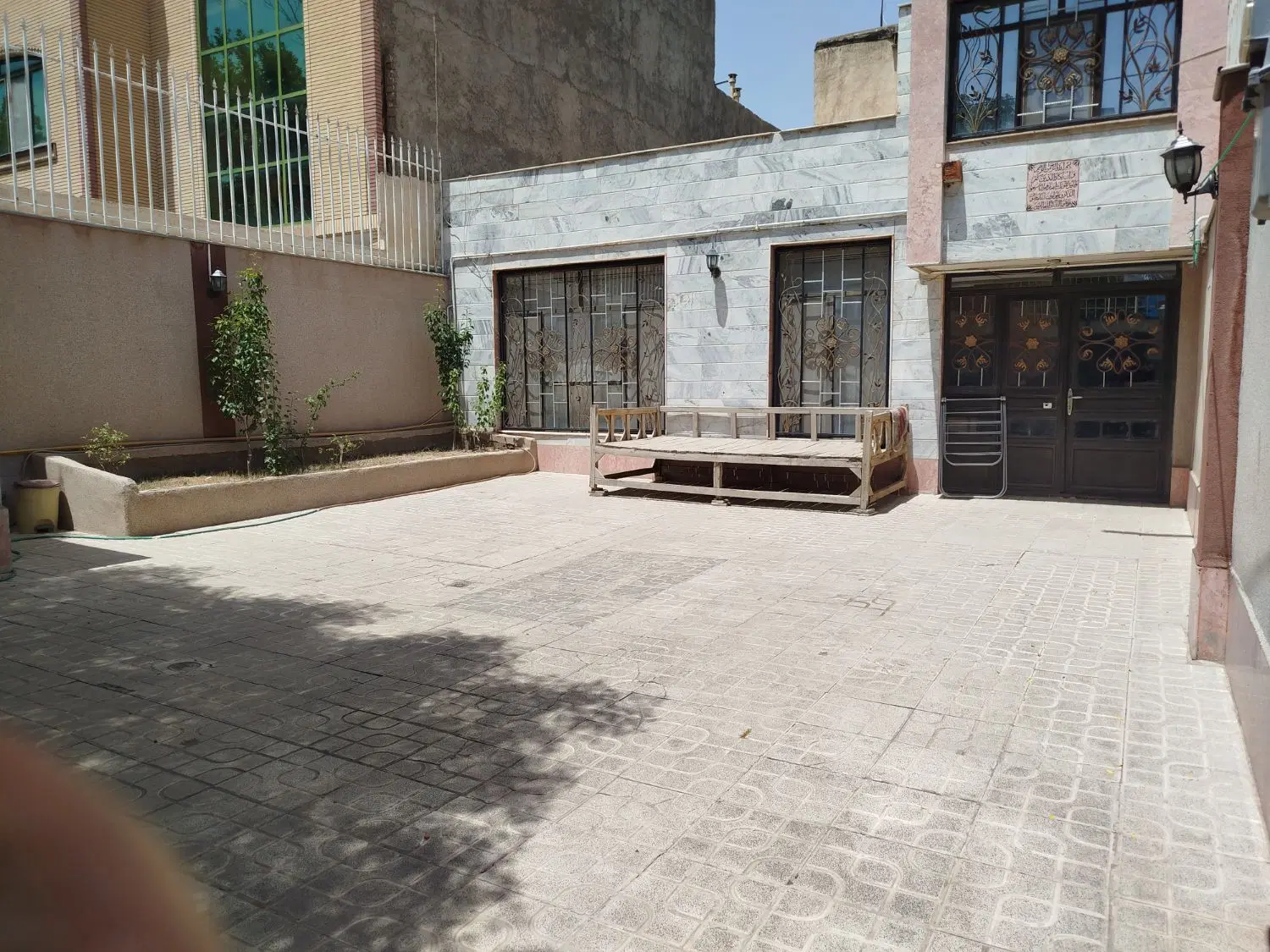 عکس 1 ملک 1032