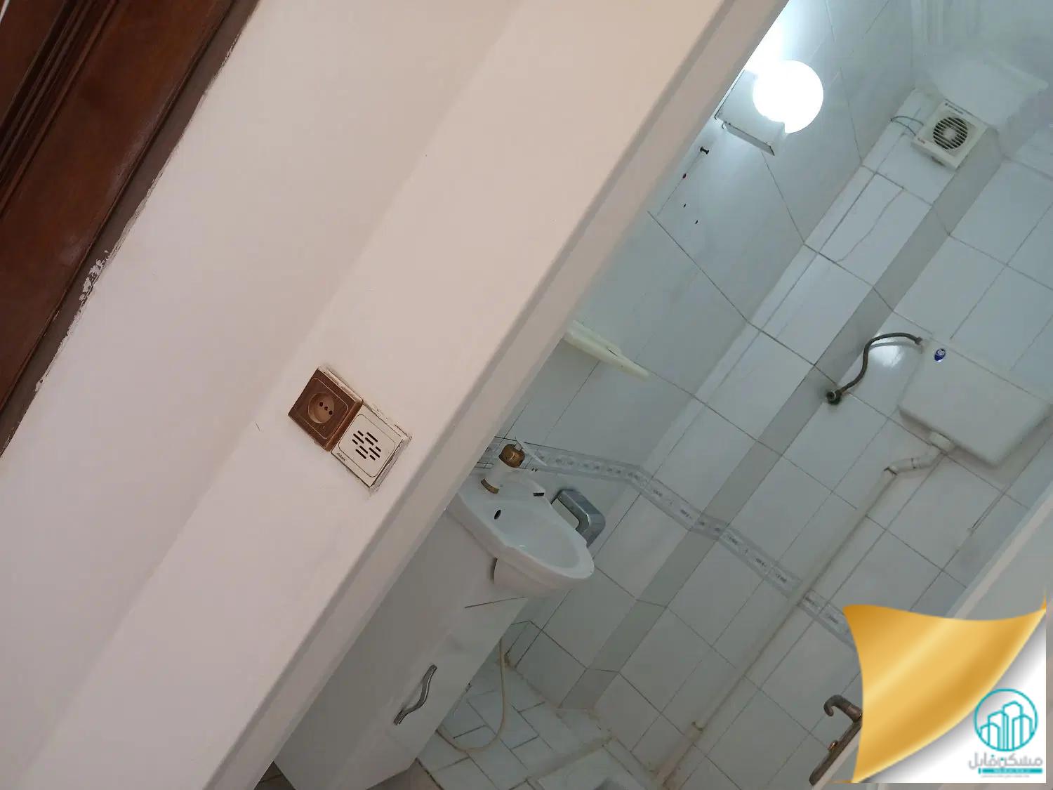 عکس 5 ملک 1056
