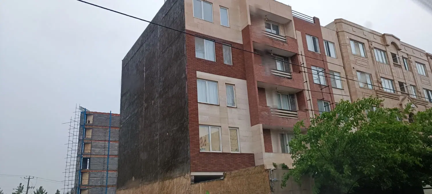 ویلایی دانشجو