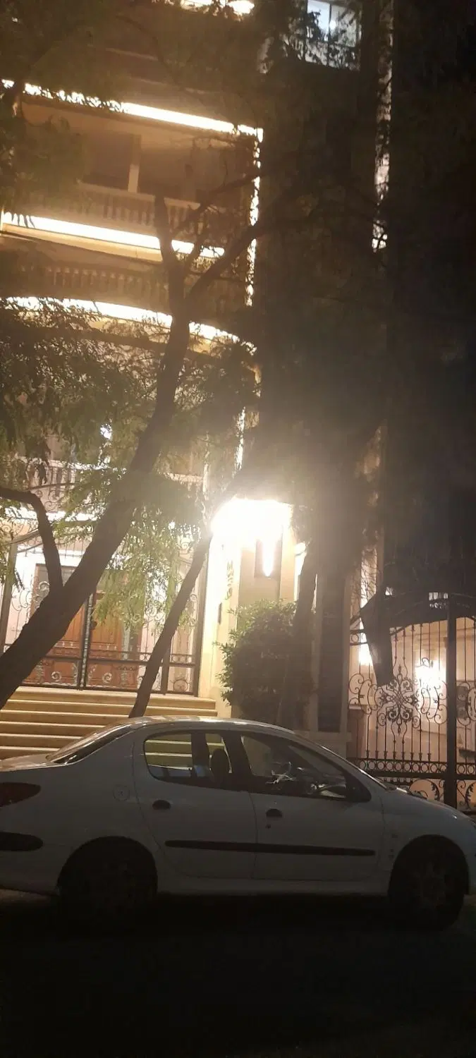 عکس 1 ملک 1099