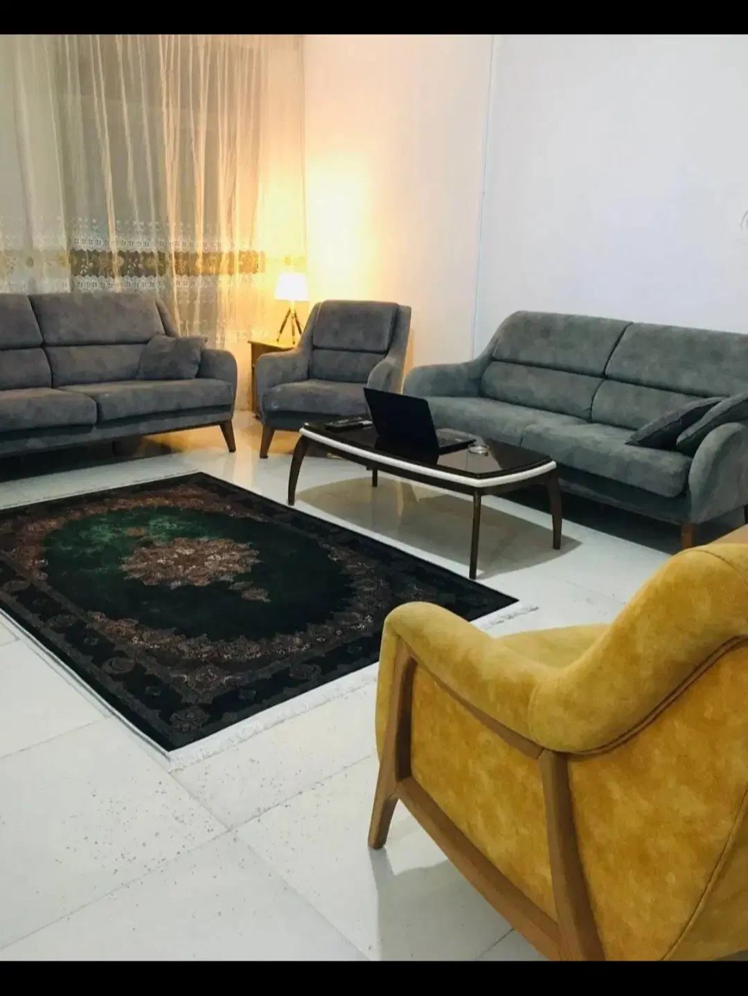 عکس 1 ملک 1200
