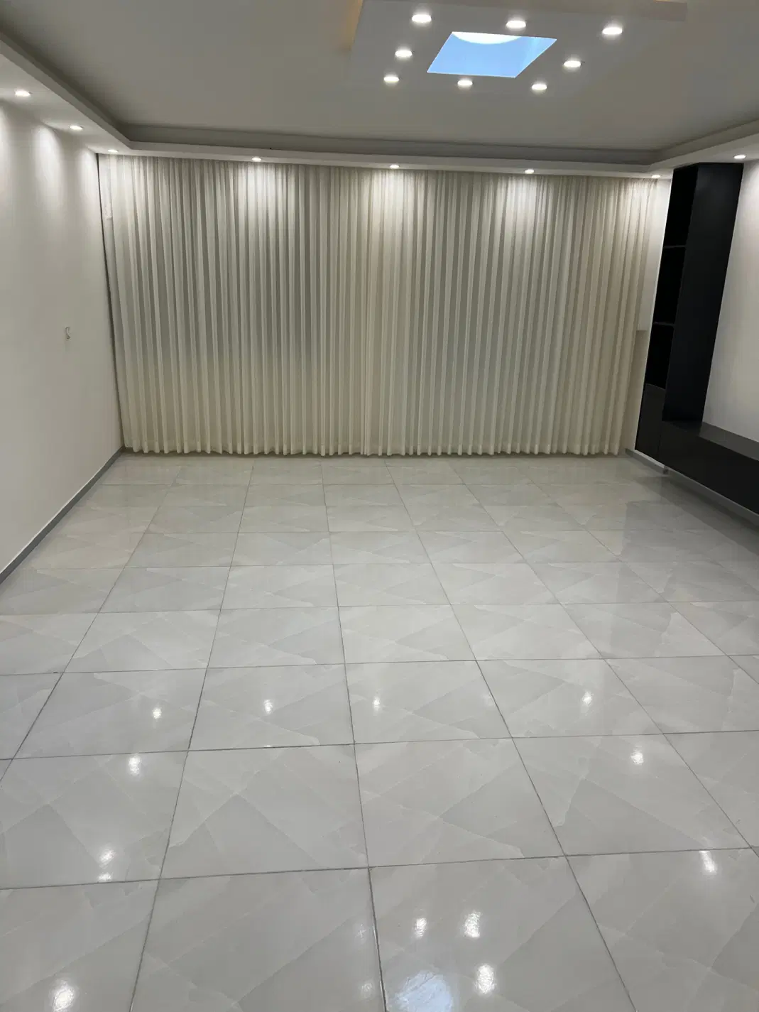 عکس 1 ملک 1223