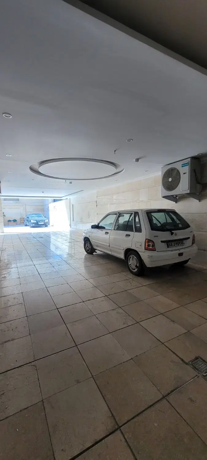 عکس 2 ملک 1302