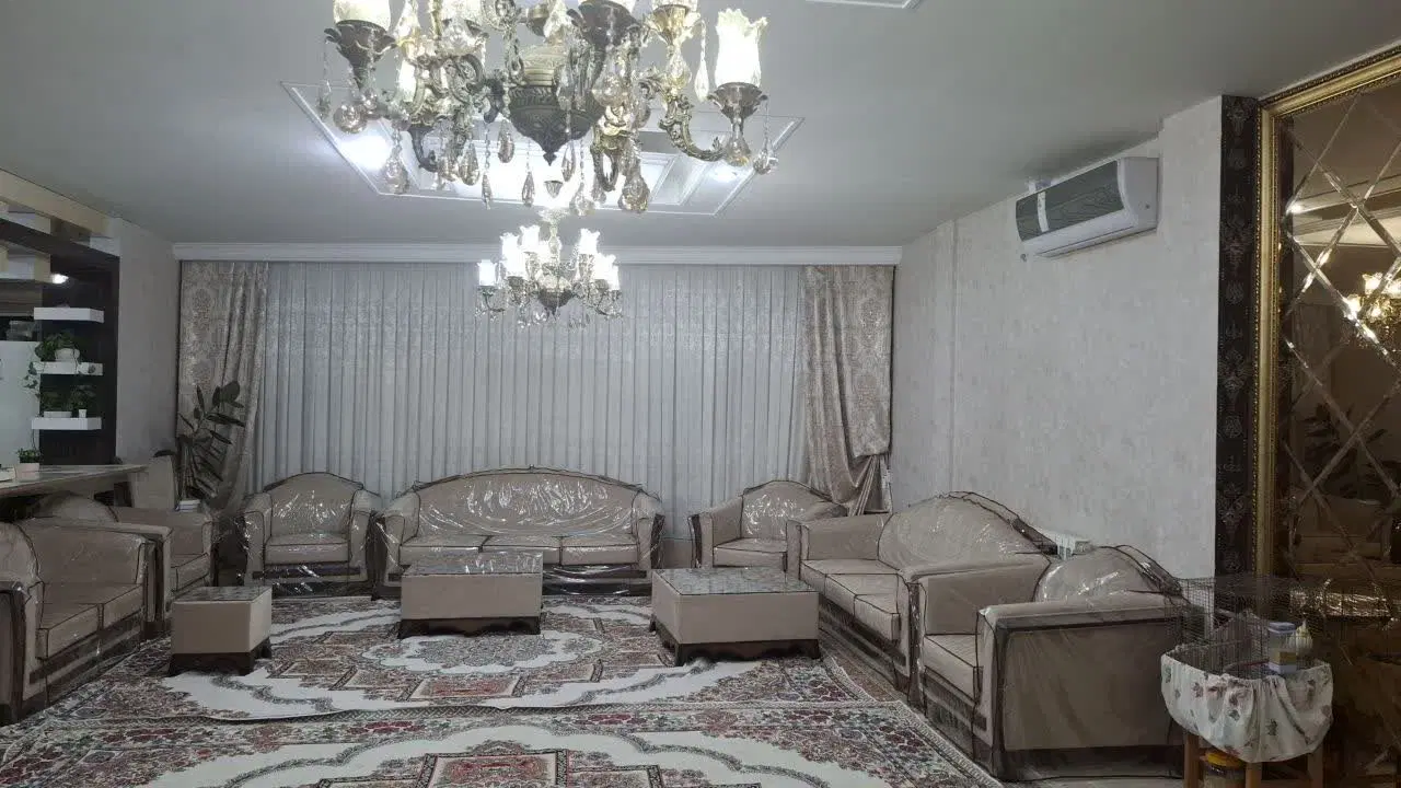 عکس 1 ملک 1482