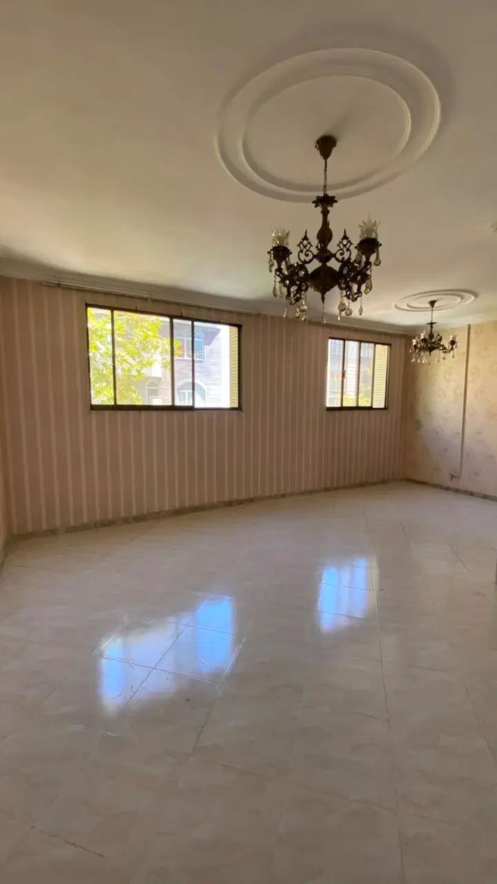 عکس 2 ملک 1571