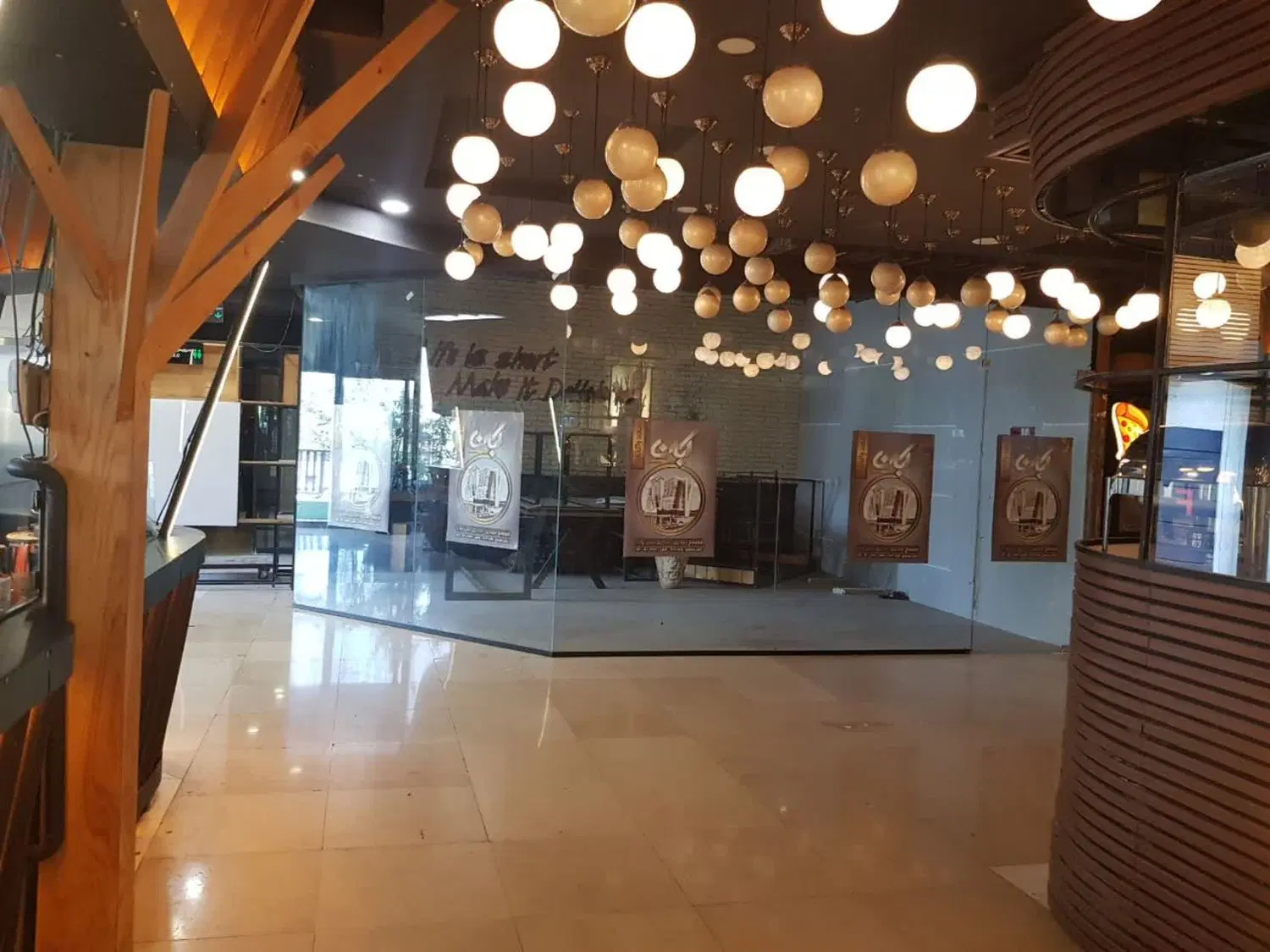 عکس 2 ملک 1768