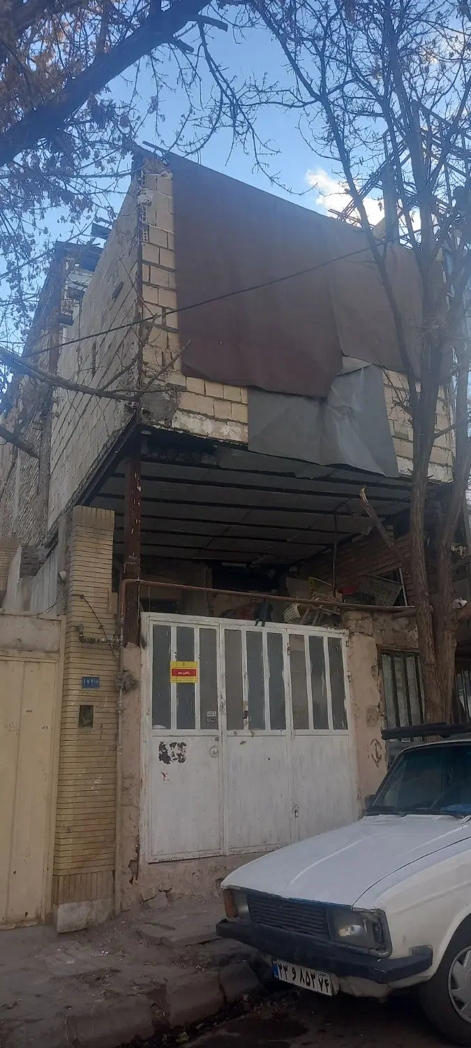 عکس 1 ملک 1833