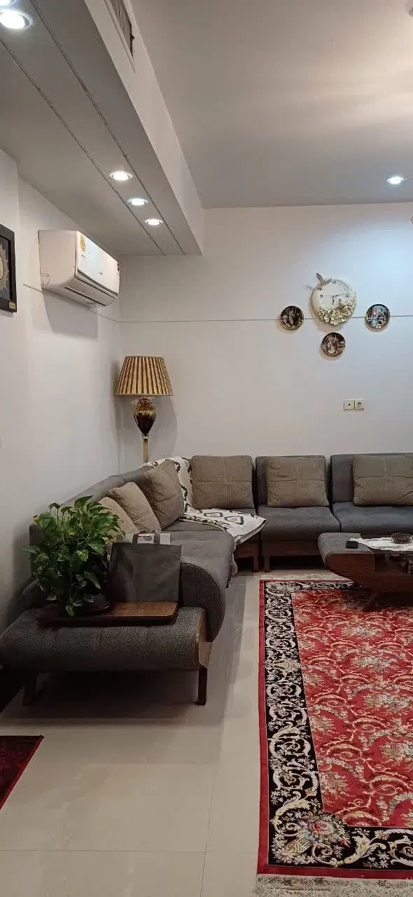 عکس 2 ملک 1843