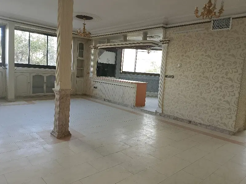 عکس 1 ملک 2053