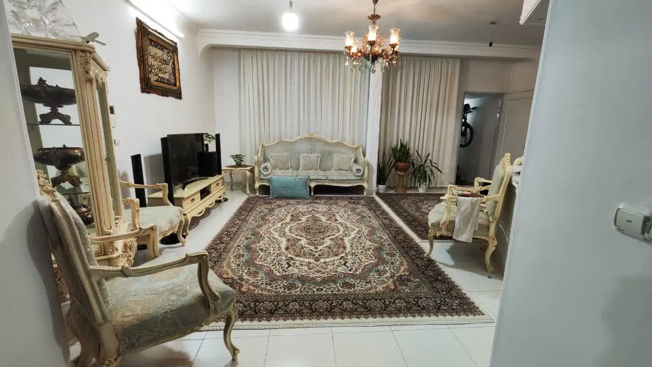 عکس 1 ملک 2195