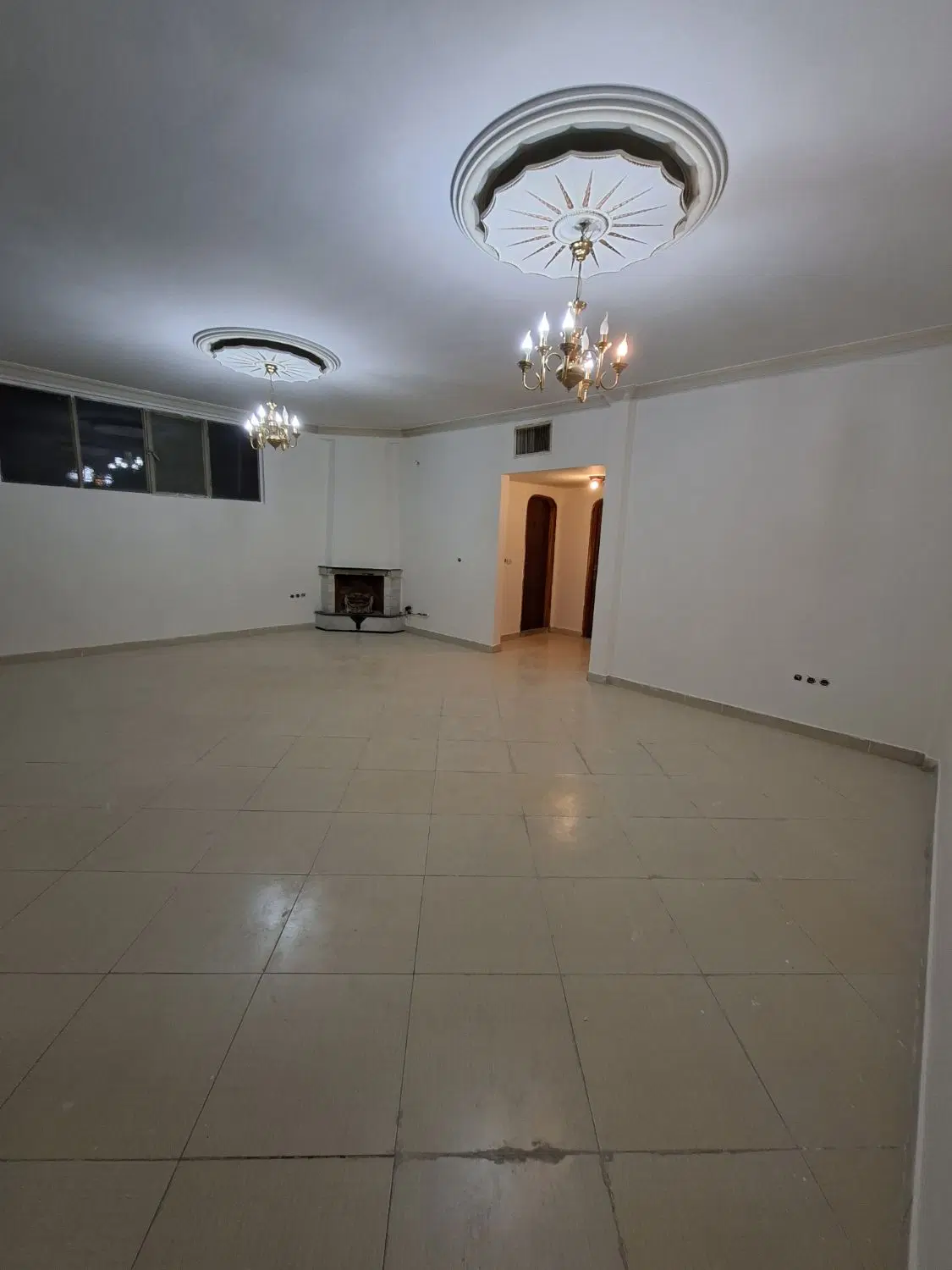 آپارتمان قاسم آباد (شهرک غرب)