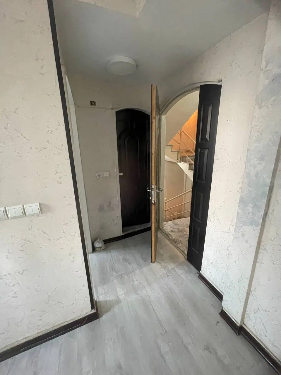 آپارتمان قاسم آباد (شهرک غرب)