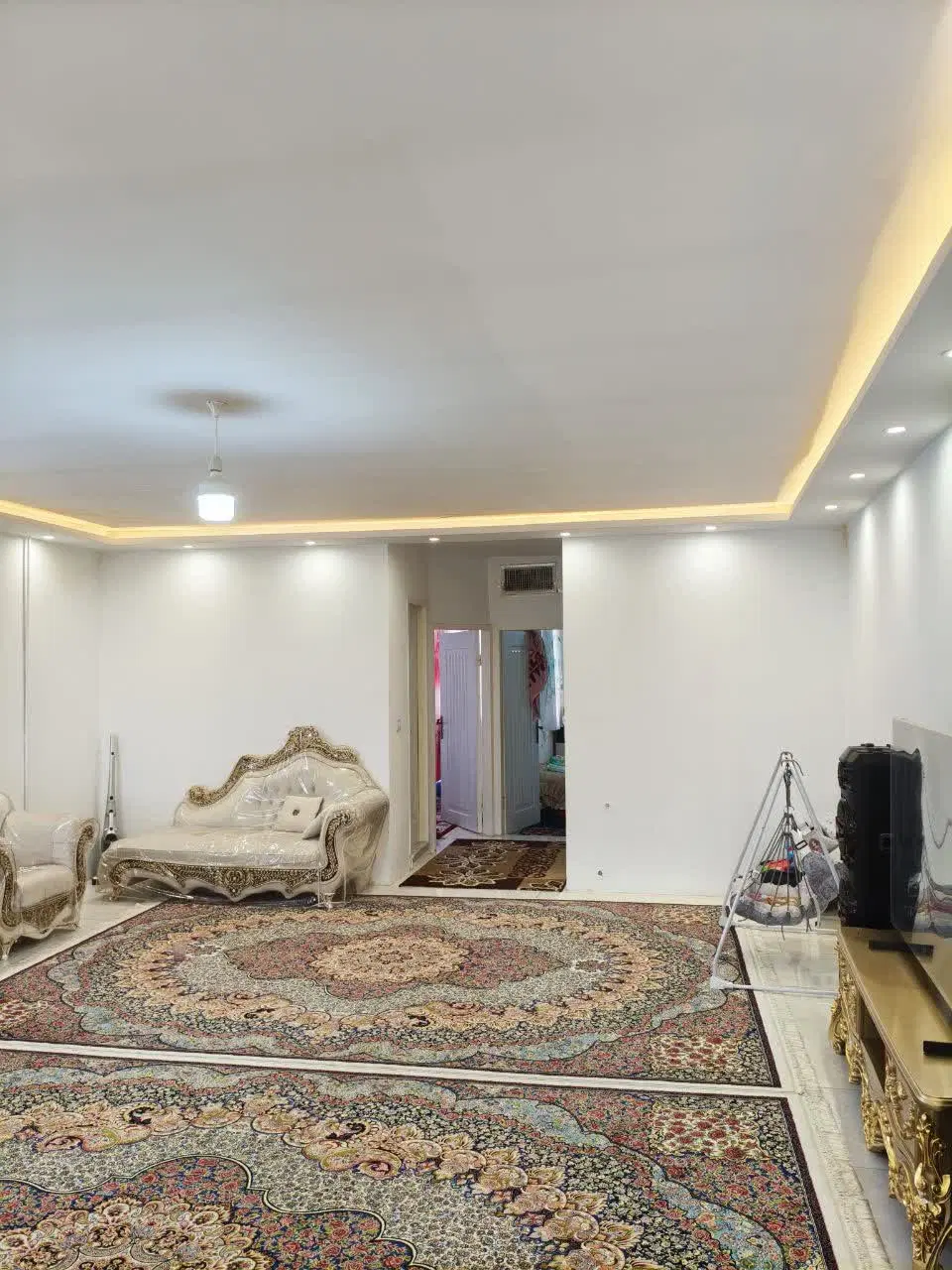عکس 1 ملک 304